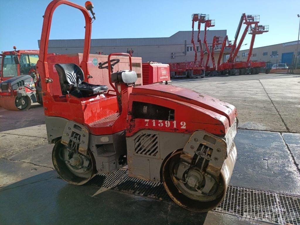 Bomag BW 100 AD-4 Rodillos de doble tambor