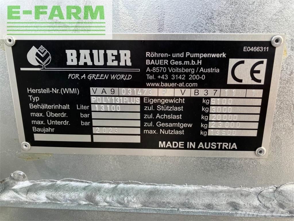 Bauer Poly 131 Remolques esparcidores de estiércol