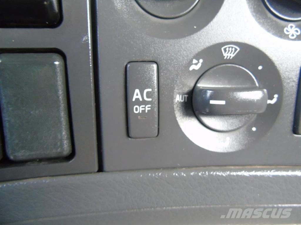 Volvo FM 340 + 19T Camiones polibrazo