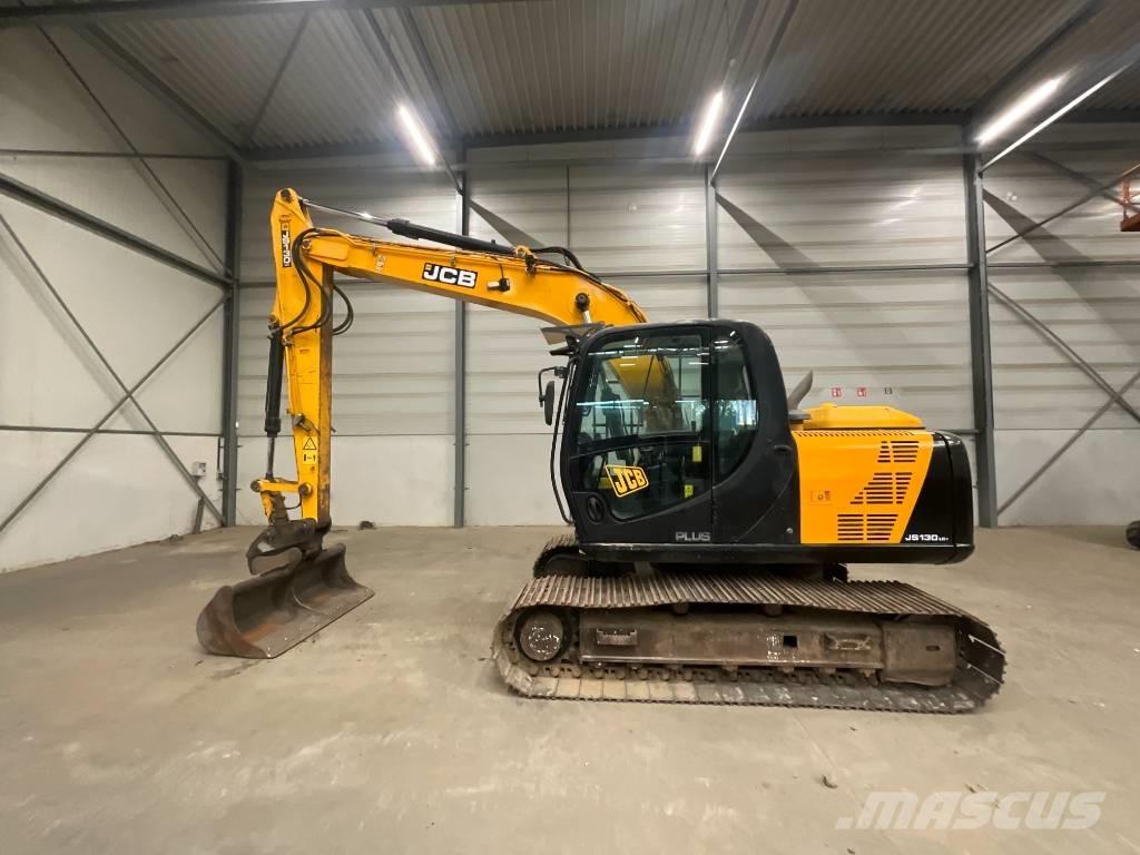 JCB JS 130 LC 4F Excavadoras de cadenas