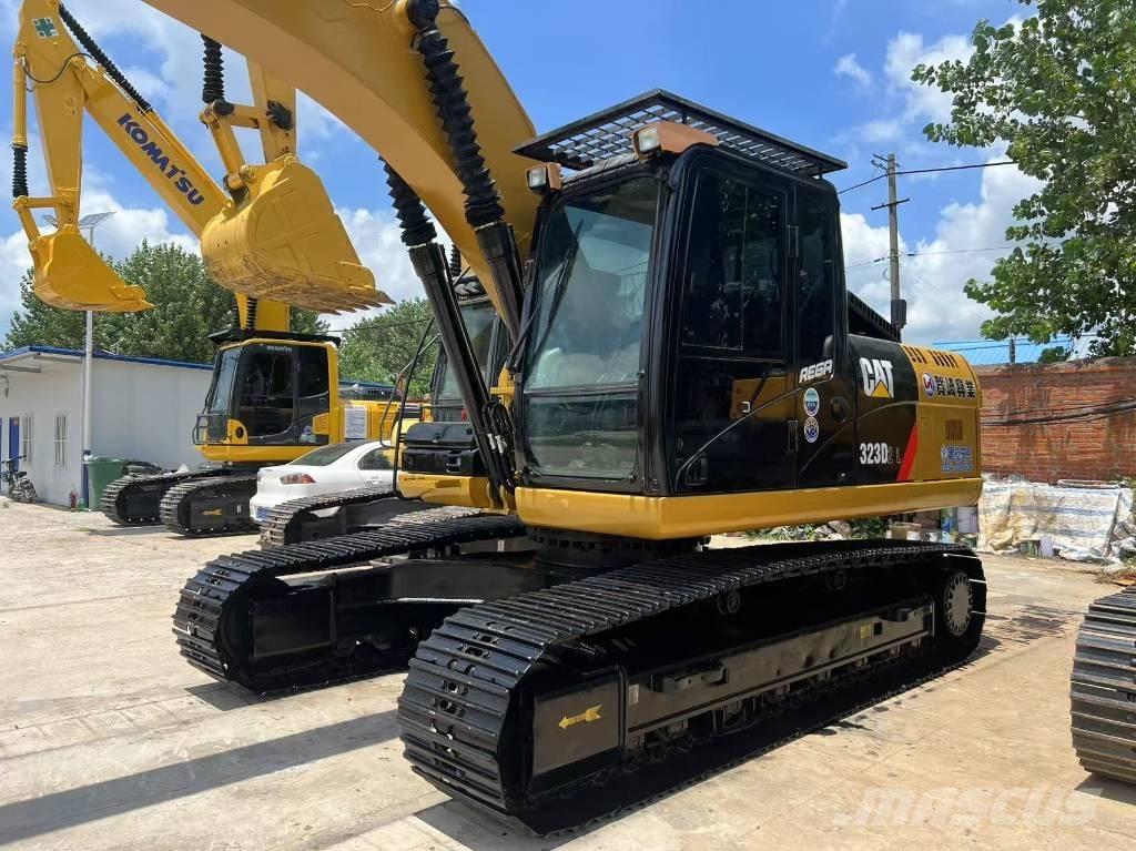 CAT 323 D L Excavadoras de cadenas