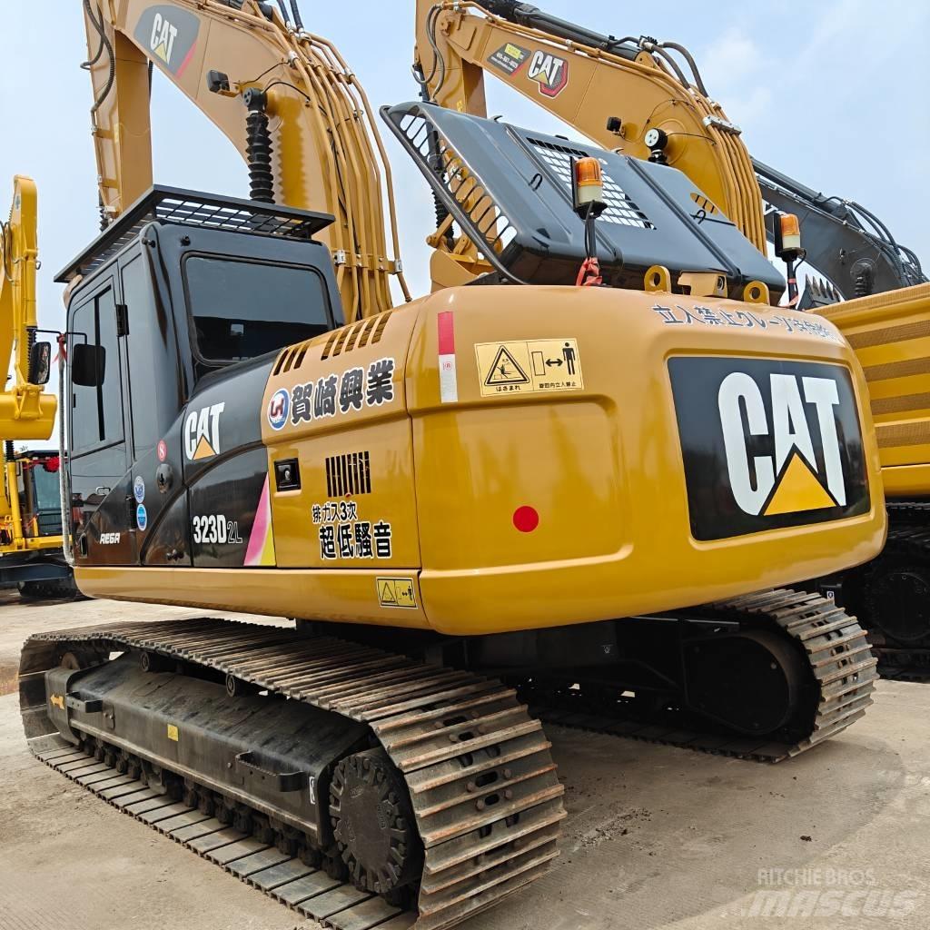CAT 323 D L Excavadoras de cadenas