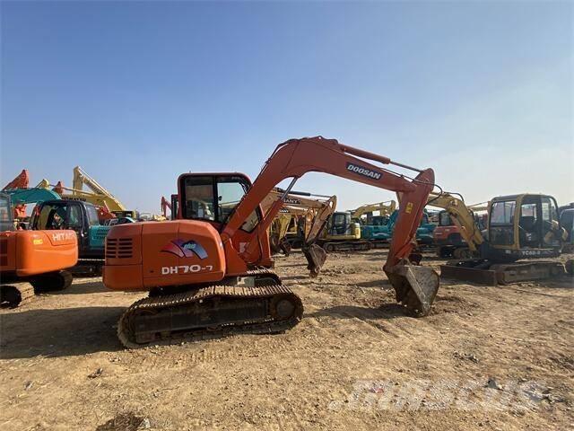 Doosan DH70-7 Excavadoras de cadenas
