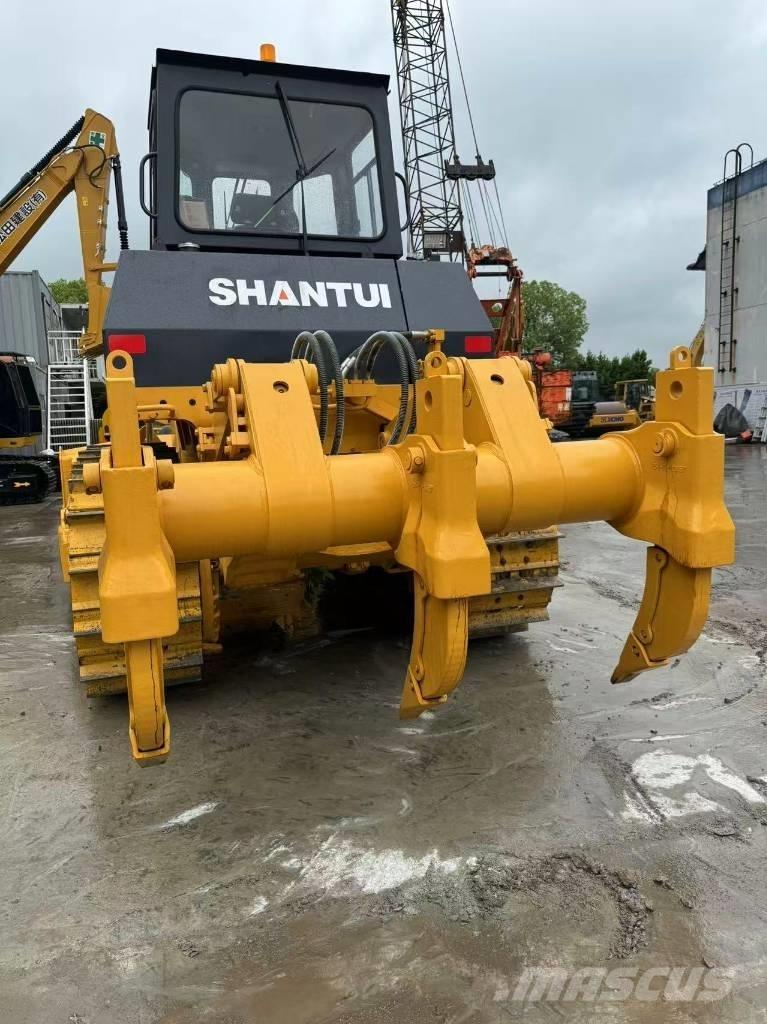Shantui SD 22 Buldozer sobre oruga