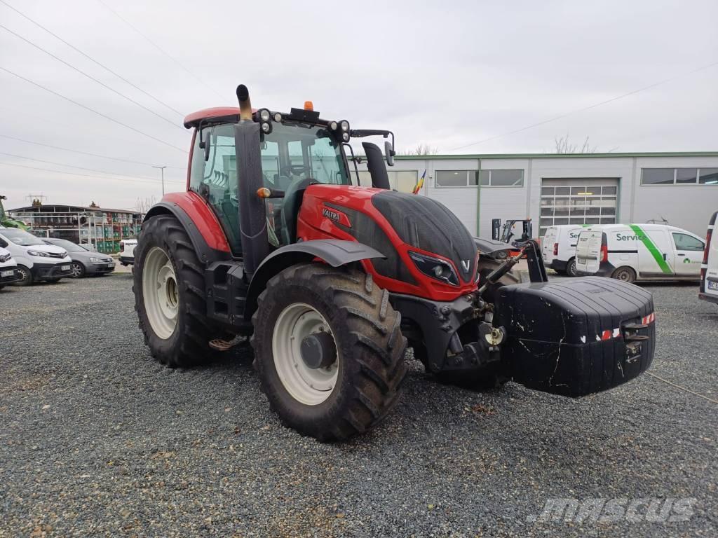Valtra T 234 Tractores