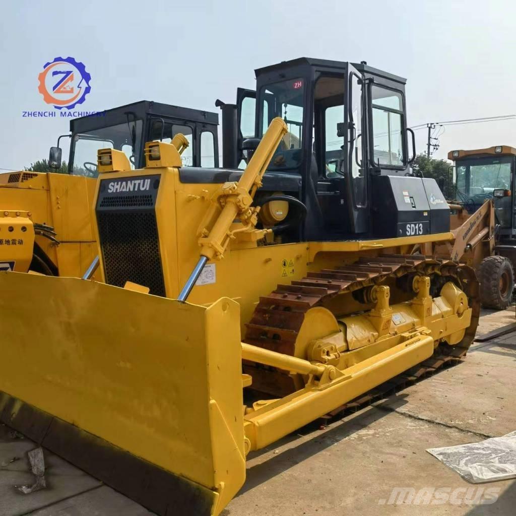 Shantui SD 13 Buldozer sobre oruga