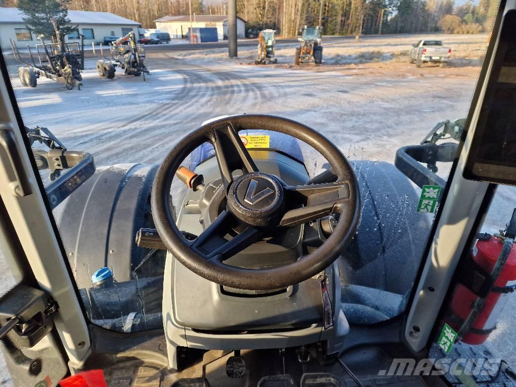 Valtra T 215 V Tractores