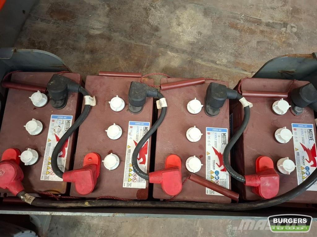 SkyJack SJ30 ARJE Plataforma de trabajo articulada