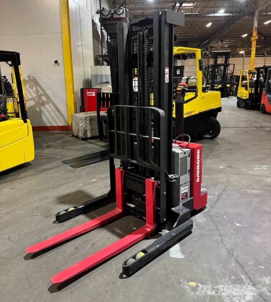 Raymond RSS40 Apiladores eléctricos autopropulsados