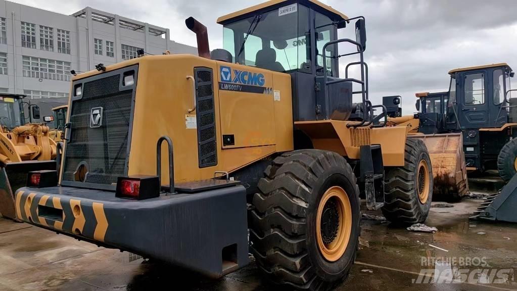 XCMG LW 600 FV Cargadoras sobre ruedas