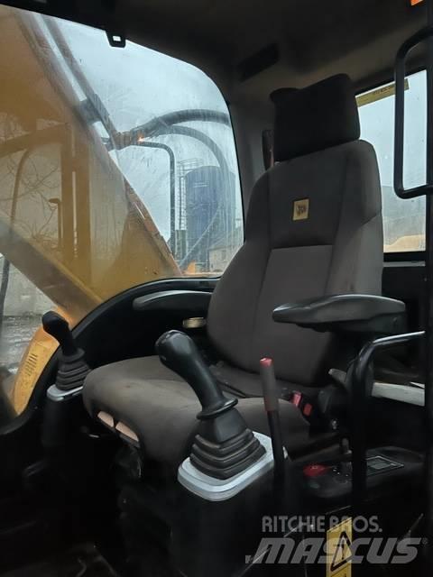 JCB JS 220 LC Excavadoras de cadenas