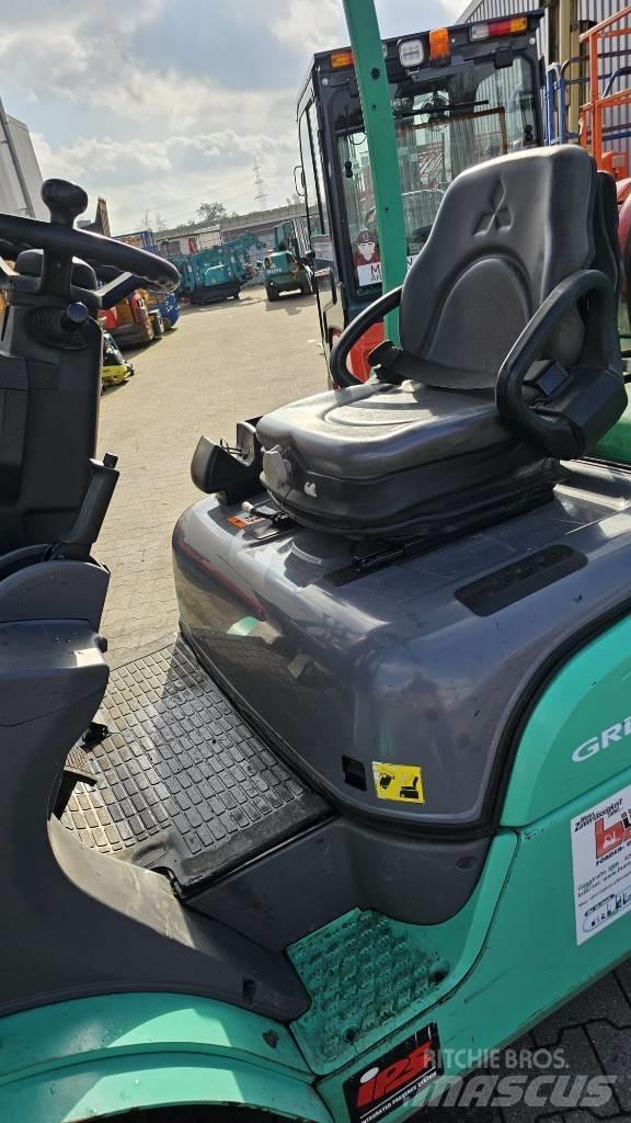 Mitsubishi FG 35 N Carretillas LPG