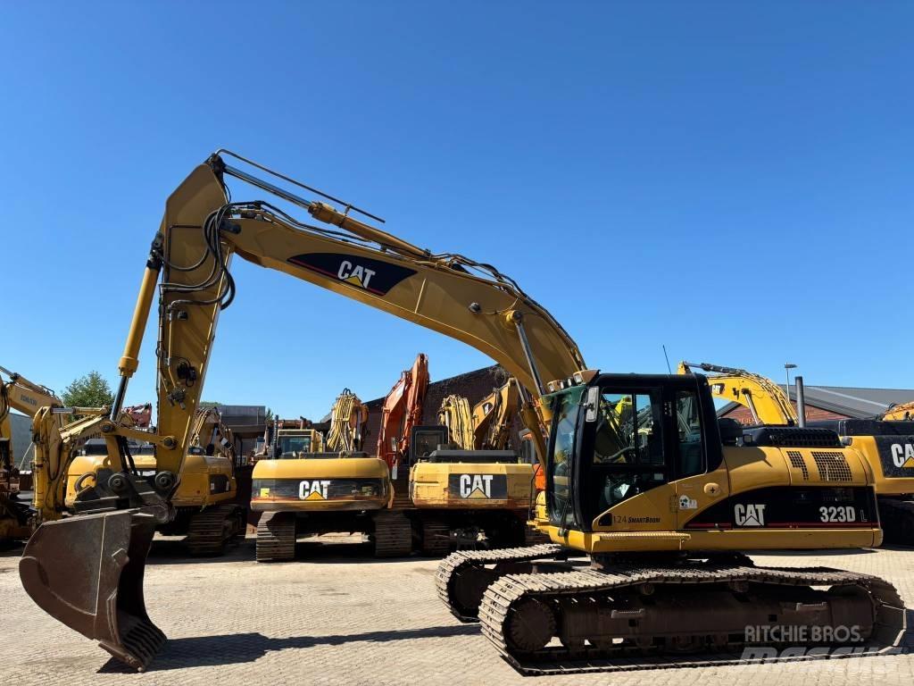 CAT 323 D L Excavadoras de cadenas