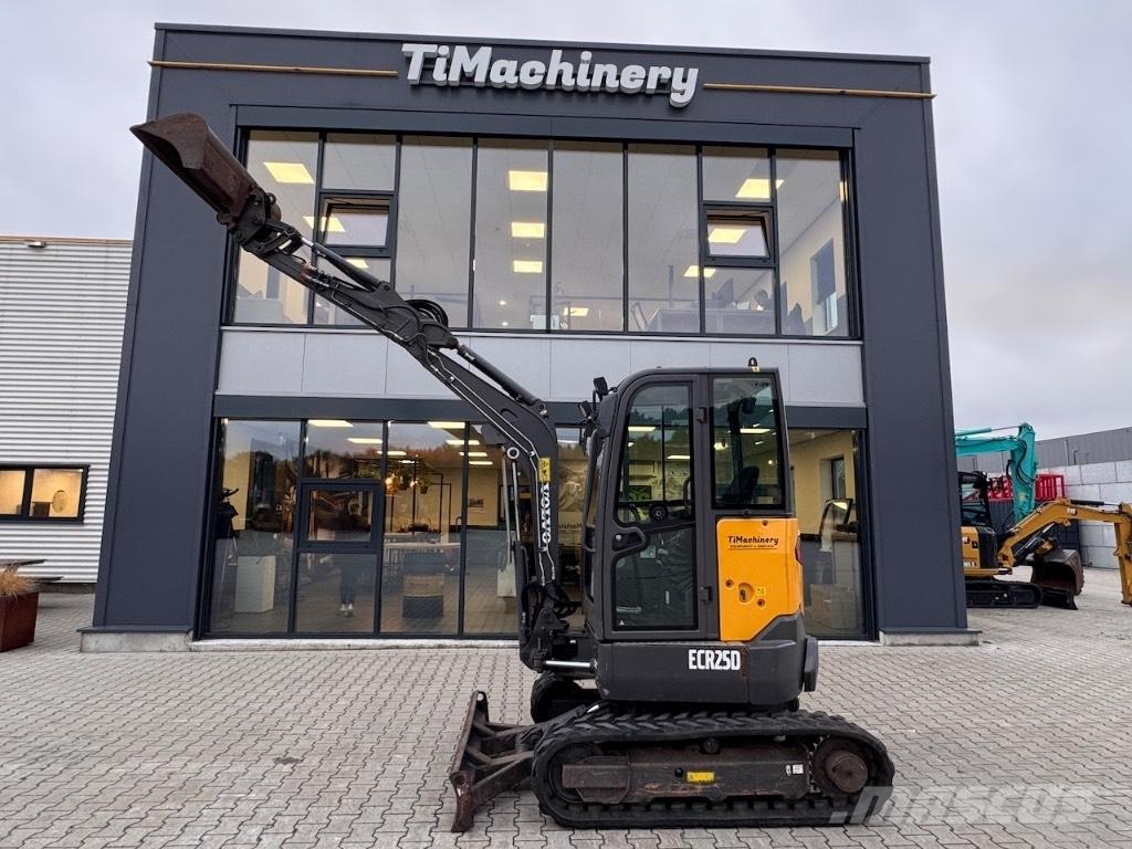 Volvo ECR 25 D Mini excavadoras < 7t