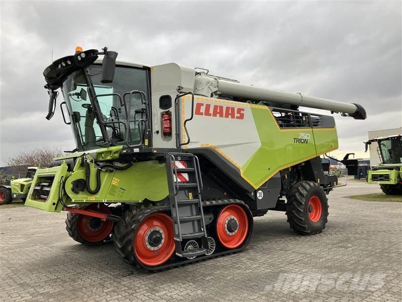 CLAAS TRION 750 TT Cosechadoras combinadas