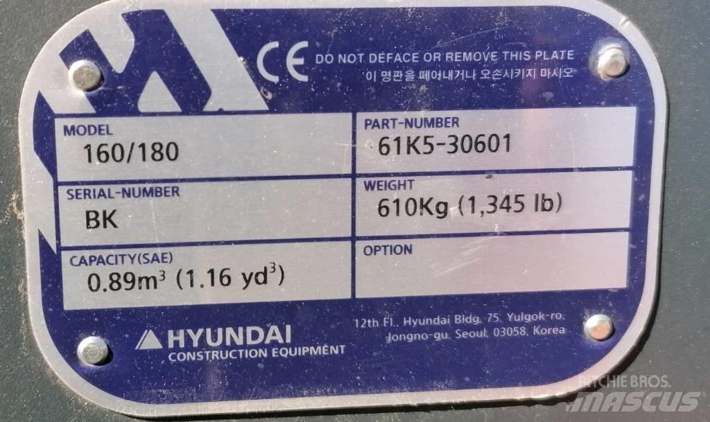Hyundai 0.89m3_HX180 Cucharones
