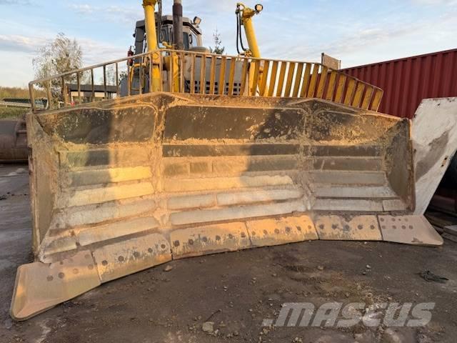 Komatsu D 155 A-3 Buldozer sobre oruga
