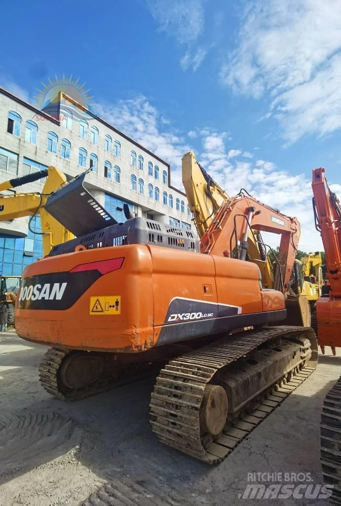 Doosan DX 300 LC Excavadoras de cadenas