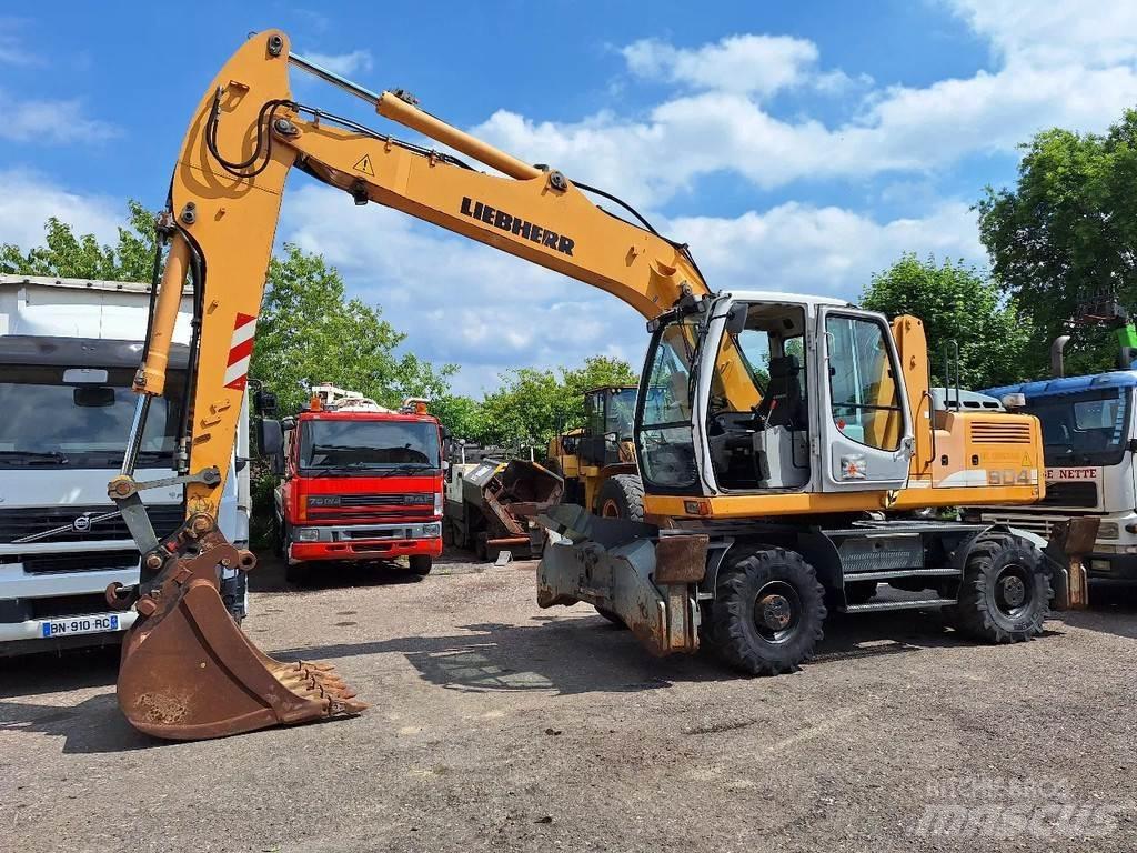Liebherr A904C Excavadoras de ruedas