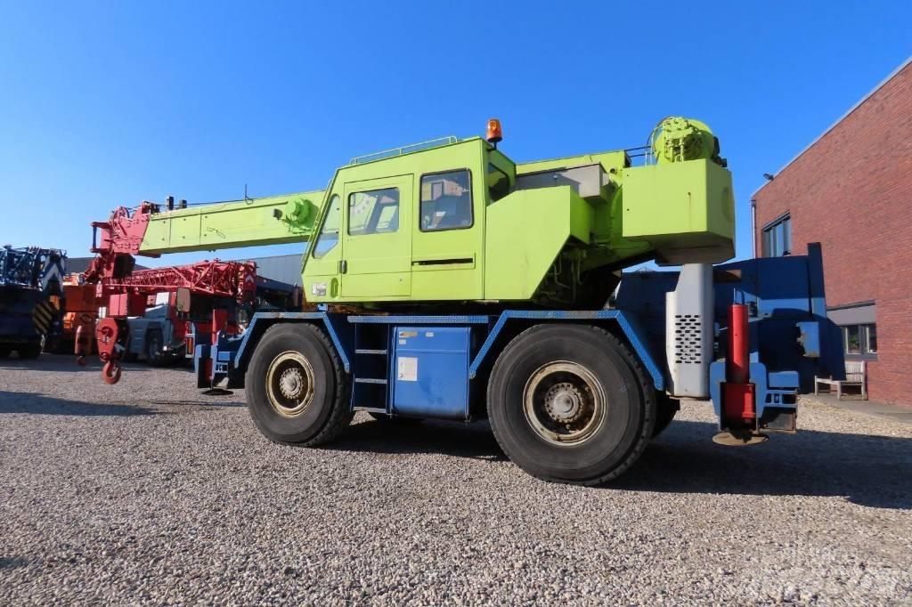 Tadano TR 250 E Grúas autopropulsadas