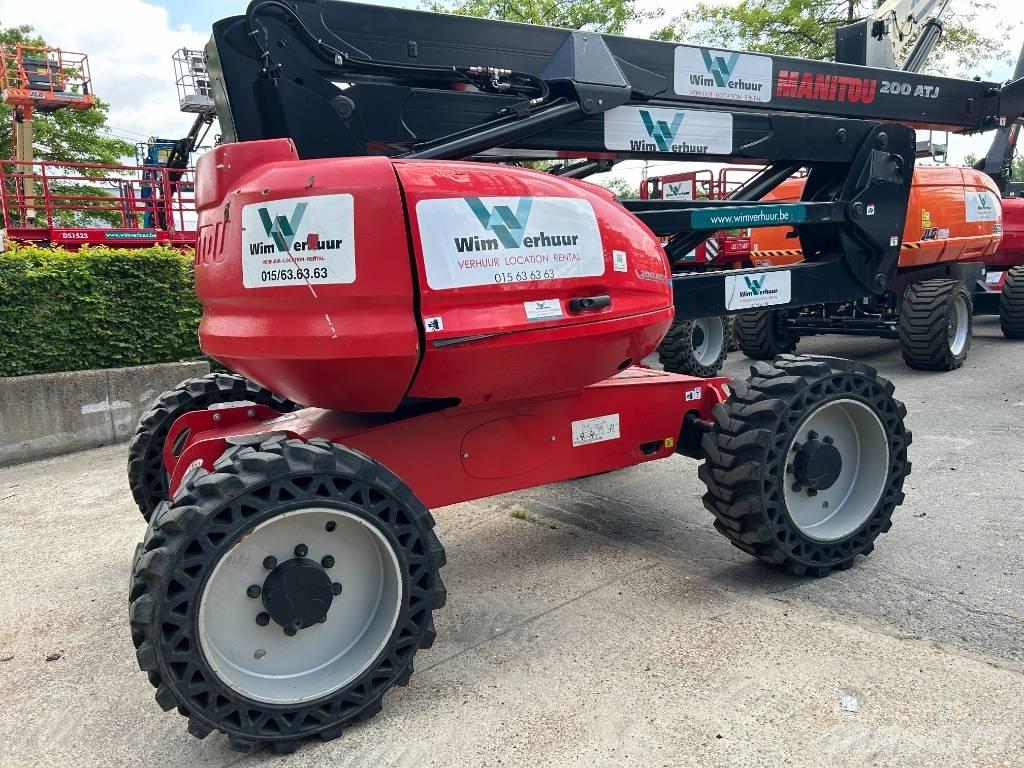 Manitou 200 ATJ RC Plataforma de trabajo articulada