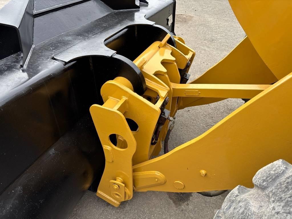 CAT 926M Cargadoras sobre ruedas