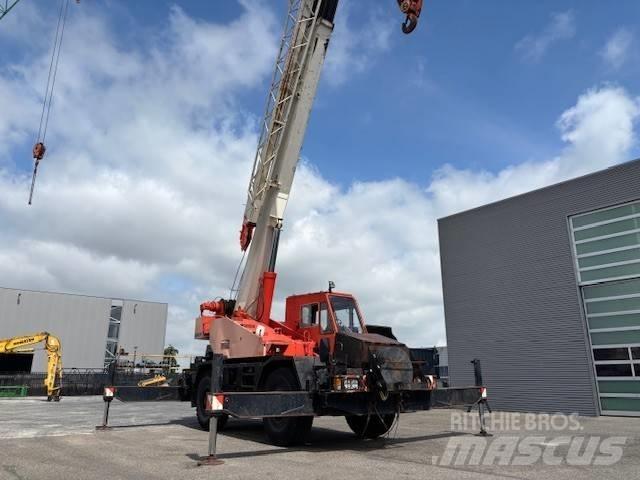 Tadano TR 300 EX Grúas autopropulsadas