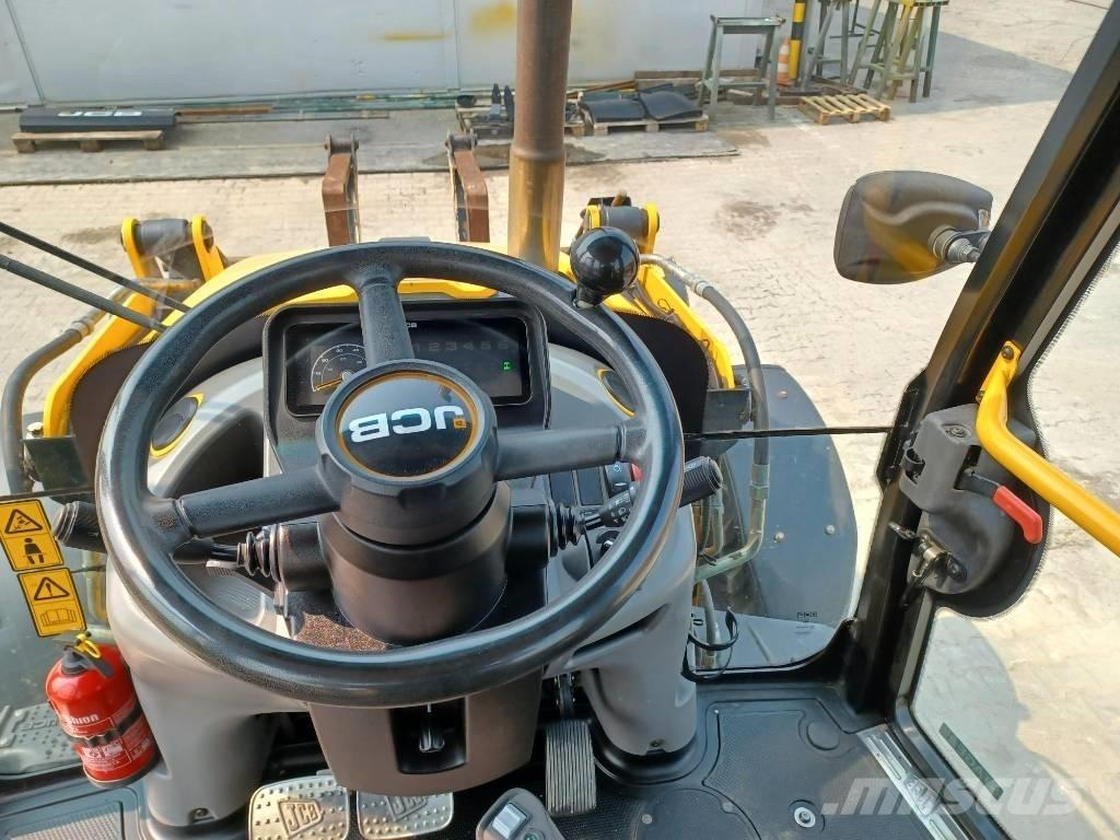 JCB 3CX PLUS AEC Retrocargadoras