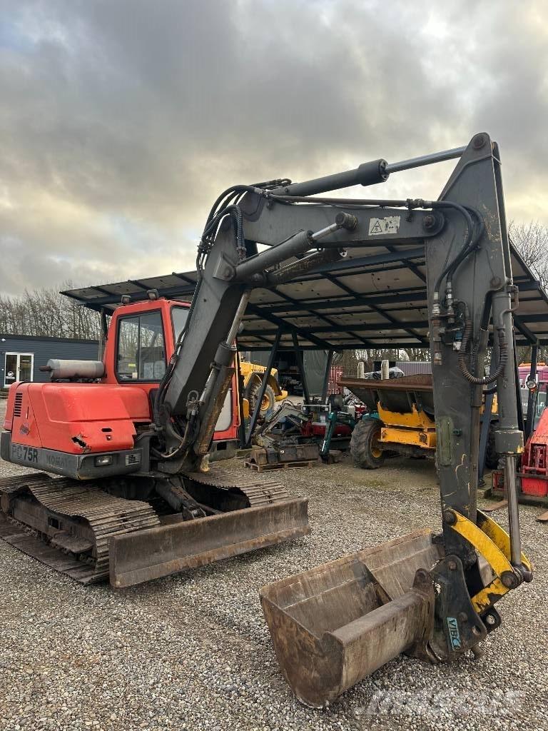 Komatsu PC 75 Excavadoras 7t - 12t