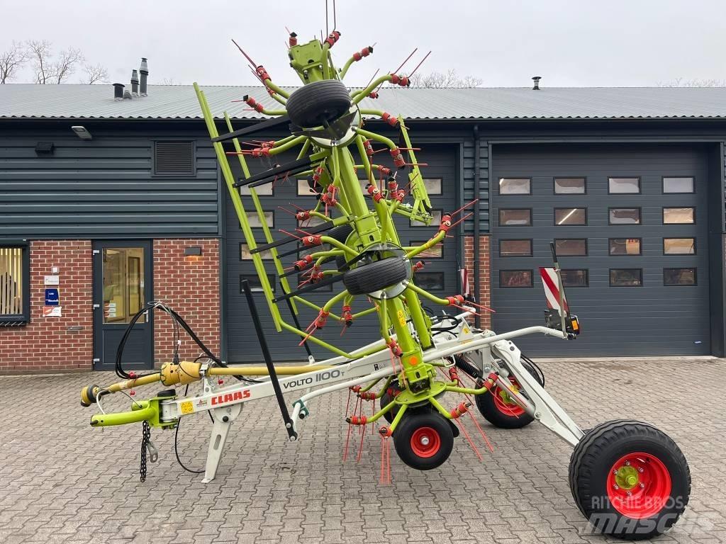 CLAAS Volto 1100 T Rastrillos y henificadores
