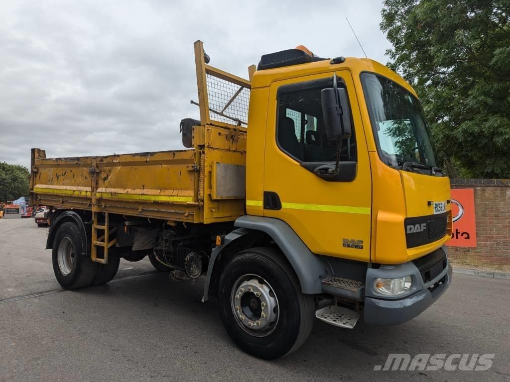 DAF LF 55.220 Camiones bañeras basculantes o volquetes