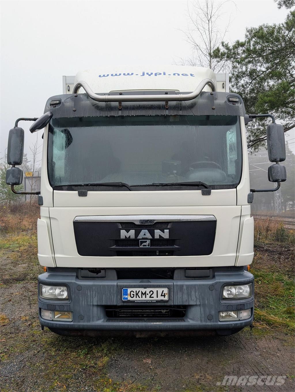 MAN TGM 15.250 Camiones caja cerrada