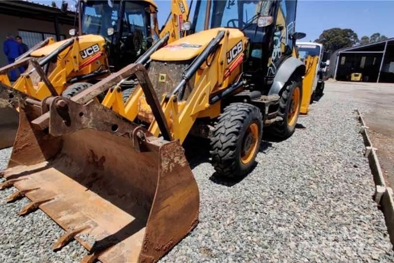 JCB 3CX 4X4 Retrocargadoras