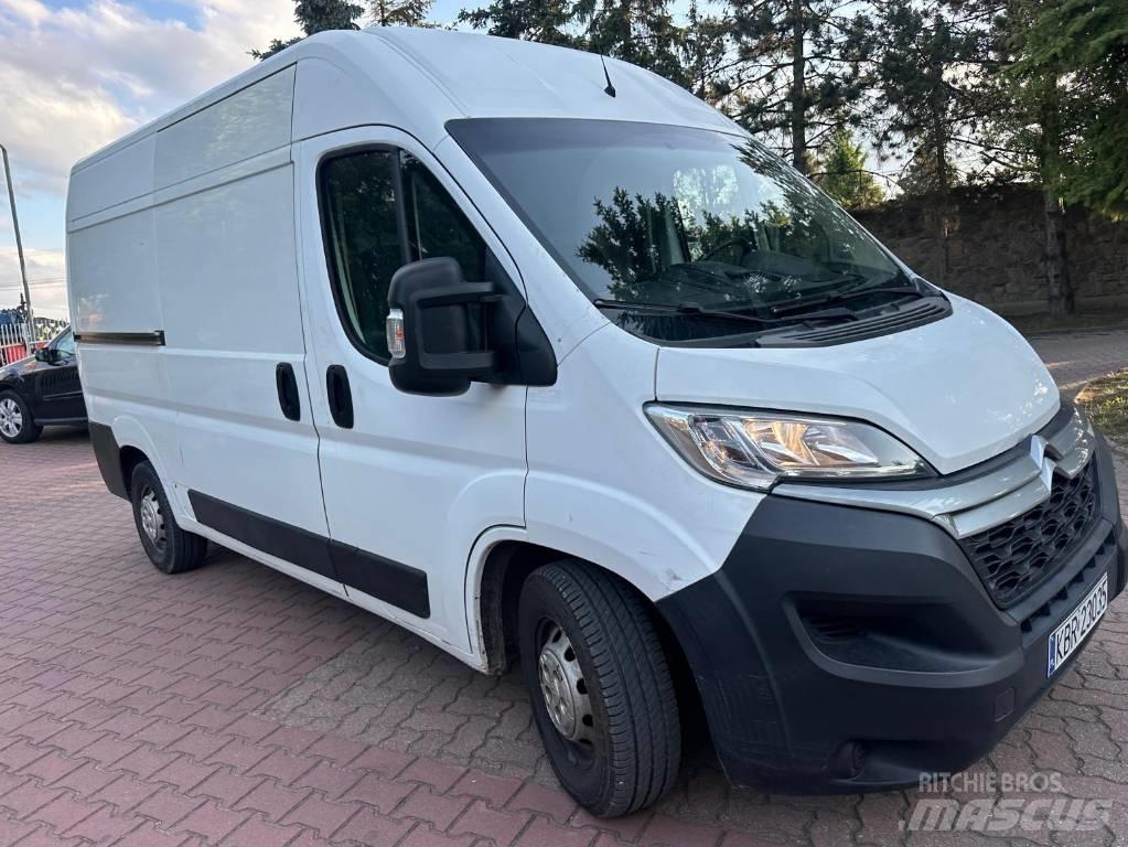 Citroën  Jumper Furgonetas de caja cerrada