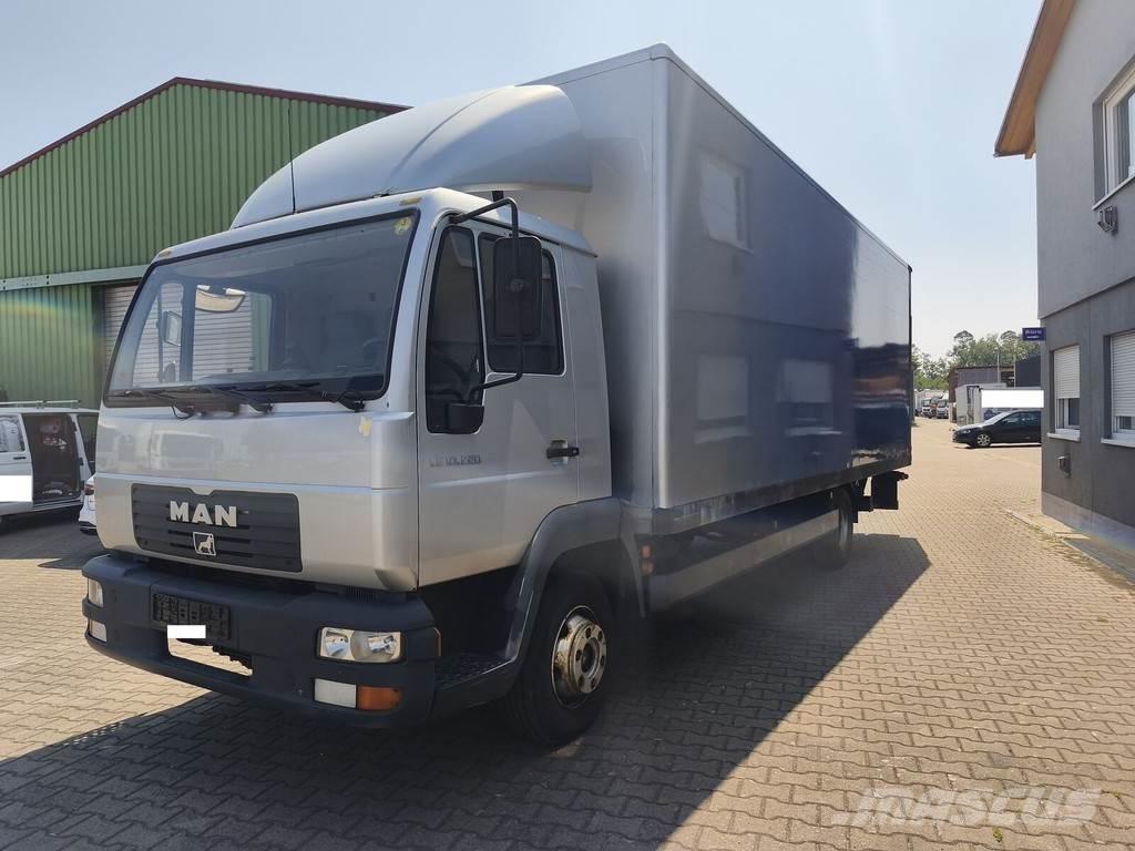 MAN LE 10.220 Camiones caja cerrada