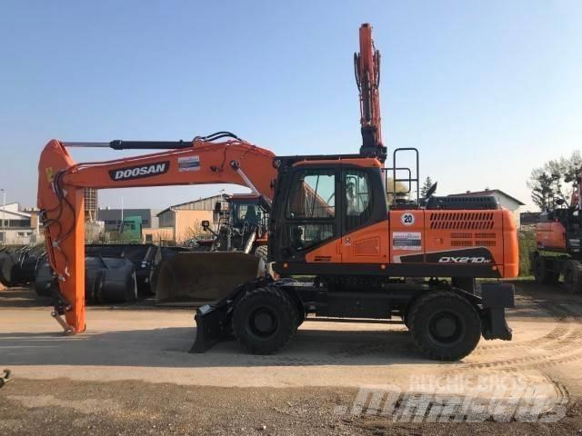 Doosan DX 210 W Excavadoras de ruedas
