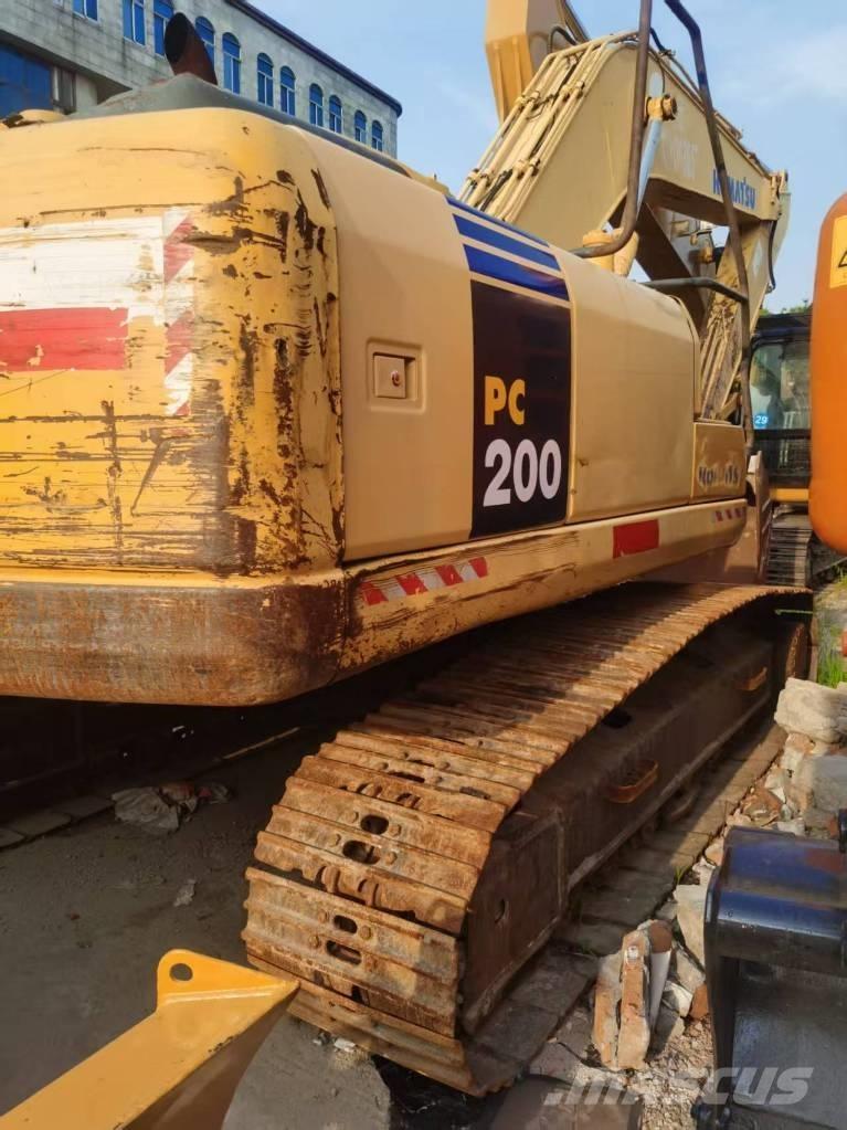 Komatsu PC 200-7 Excavadoras de cadenas