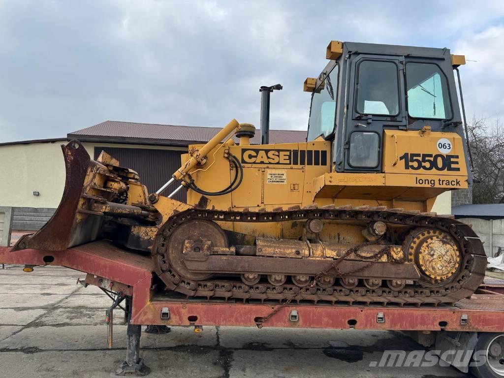 CASE 1550 E Buldozer sobre oruga