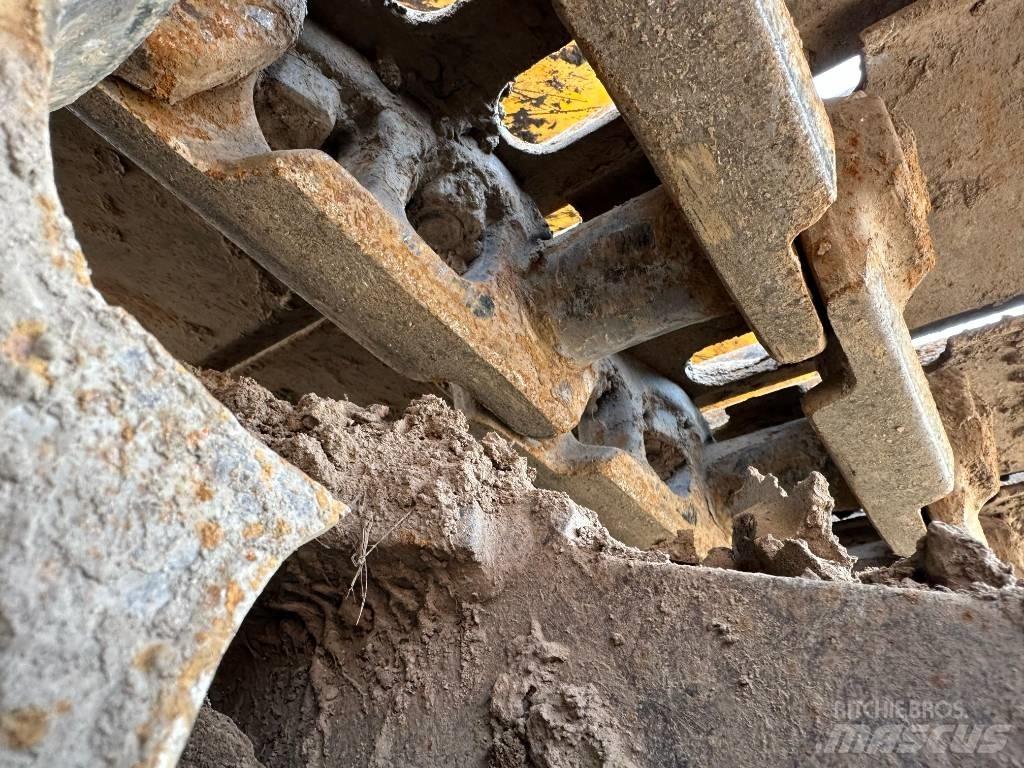 JCB JS 200 LC Excavadoras de cadenas