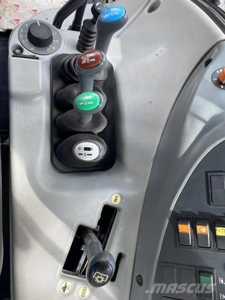 Valtra T 121 HT Tractores