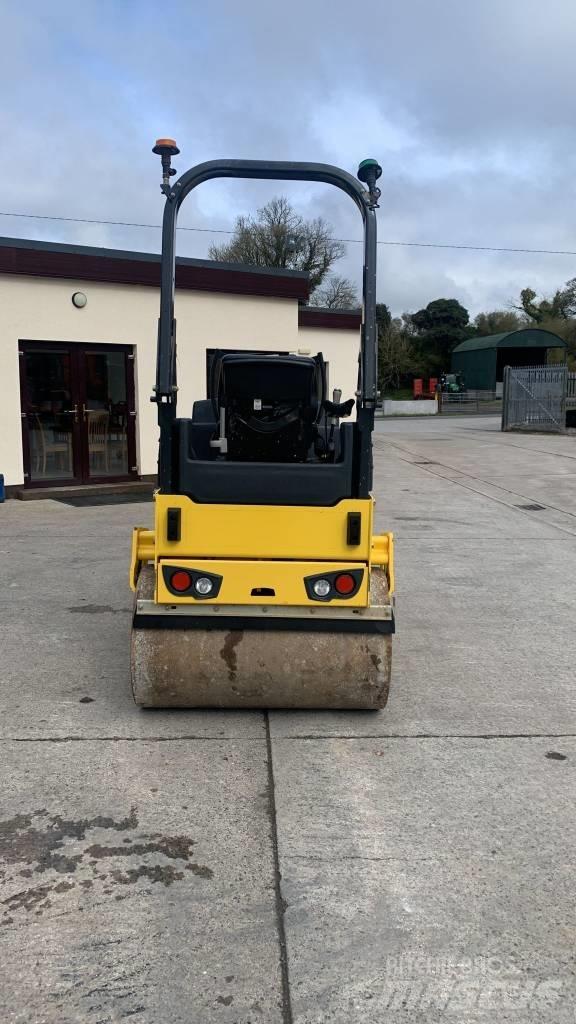 Bomag BW 130 AD Rodillos de doble tambor