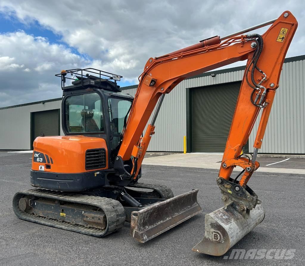 Doosan DX63-3 Excavadoras de cadenas