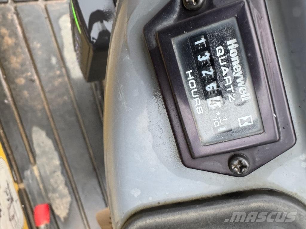 Yanmar SV08 (AH814) Mini excavadoras < 7t