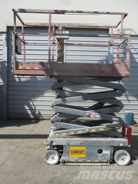 SkyJack SJ III 3219 Plataformas tijera