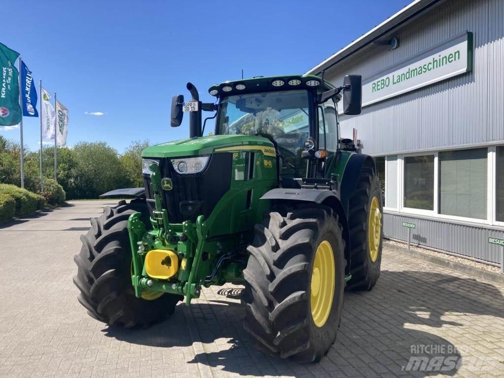 John Deere 6R215 Tractores
