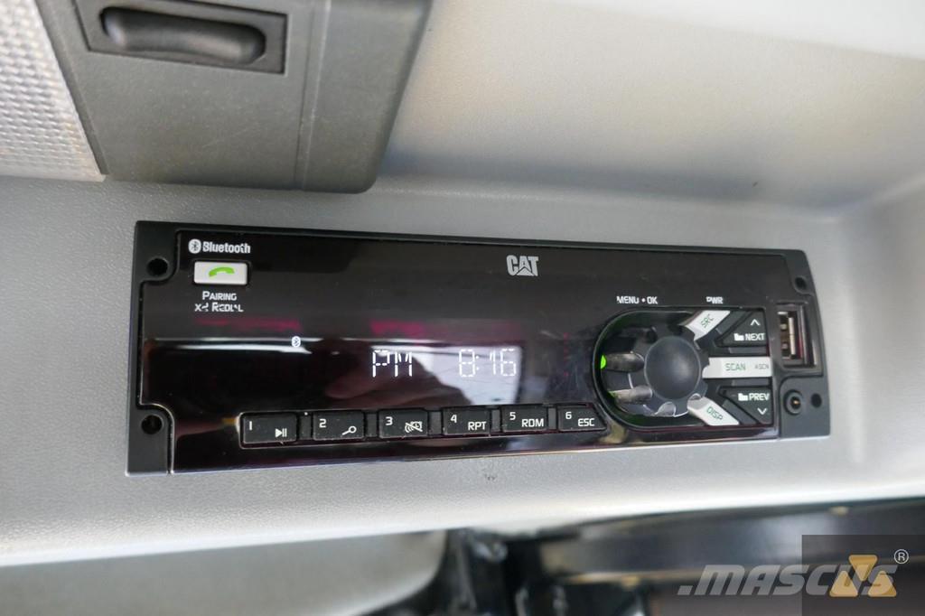 CAT D8T Buldozer sobre oruga