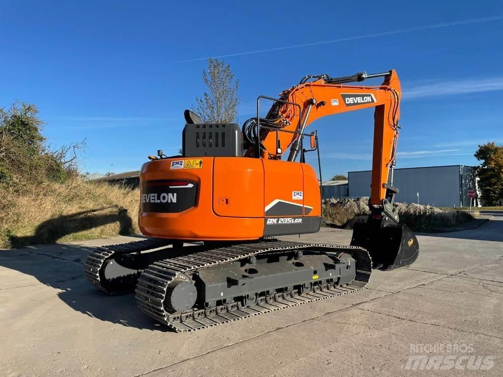 Doosan DX 235 LCR Excavadoras de cadenas