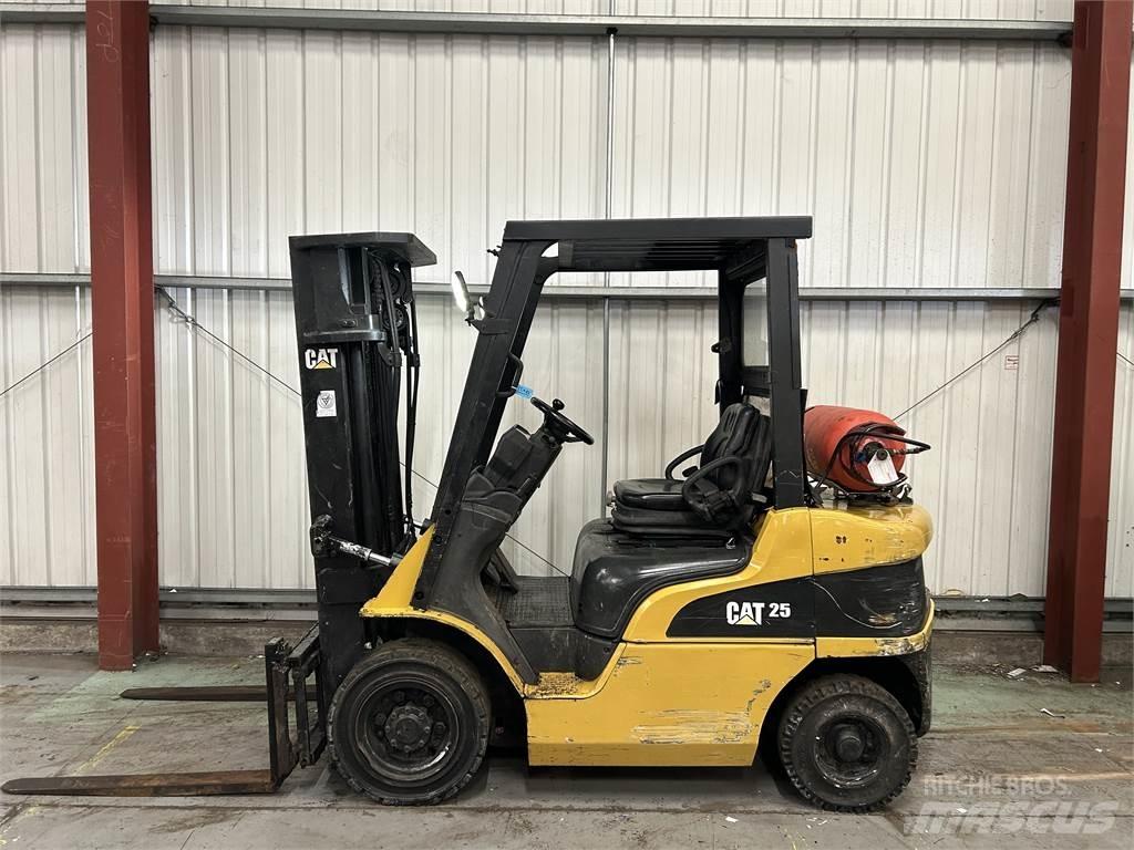 CAT GP25NT Carretillas LPG