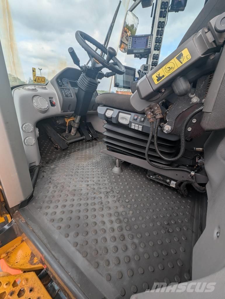 Volvo L 220 H Cargadoras sobre ruedas