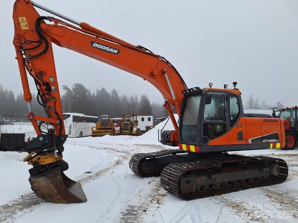 Doosan DX 225 LC Excavadoras de cadenas
